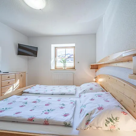 Bergzeit Апартаменты *